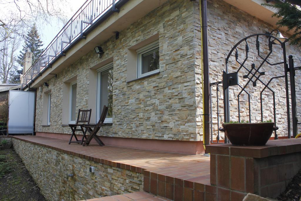 Apartment Dejvice Прага Екстер'єр фото