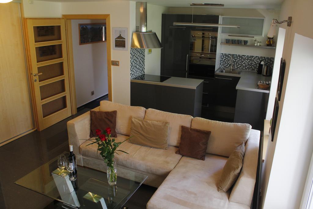 Apartment Dejvice Прага Екстер'єр фото